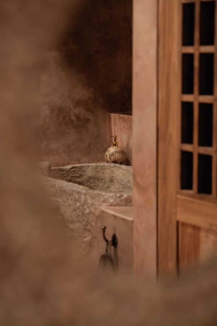 Bazar Bizar Le Distributeur De Savon En Noix De Coco