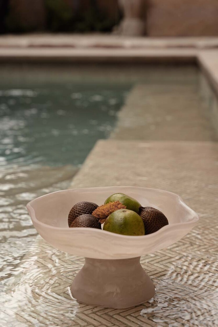 Bazar Bizar Le Présentoir À Fruits Organique En Résine - Rose Blanc