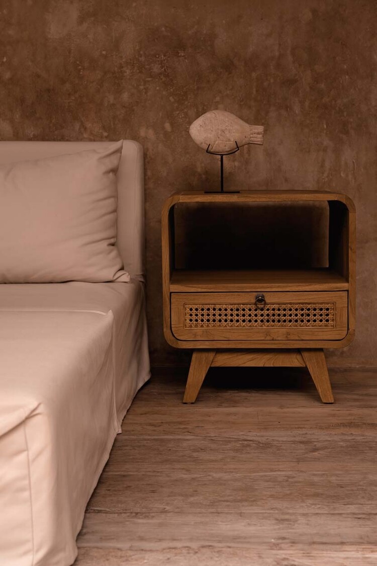 Bazar Bizar The Fish Stone on Stand - S