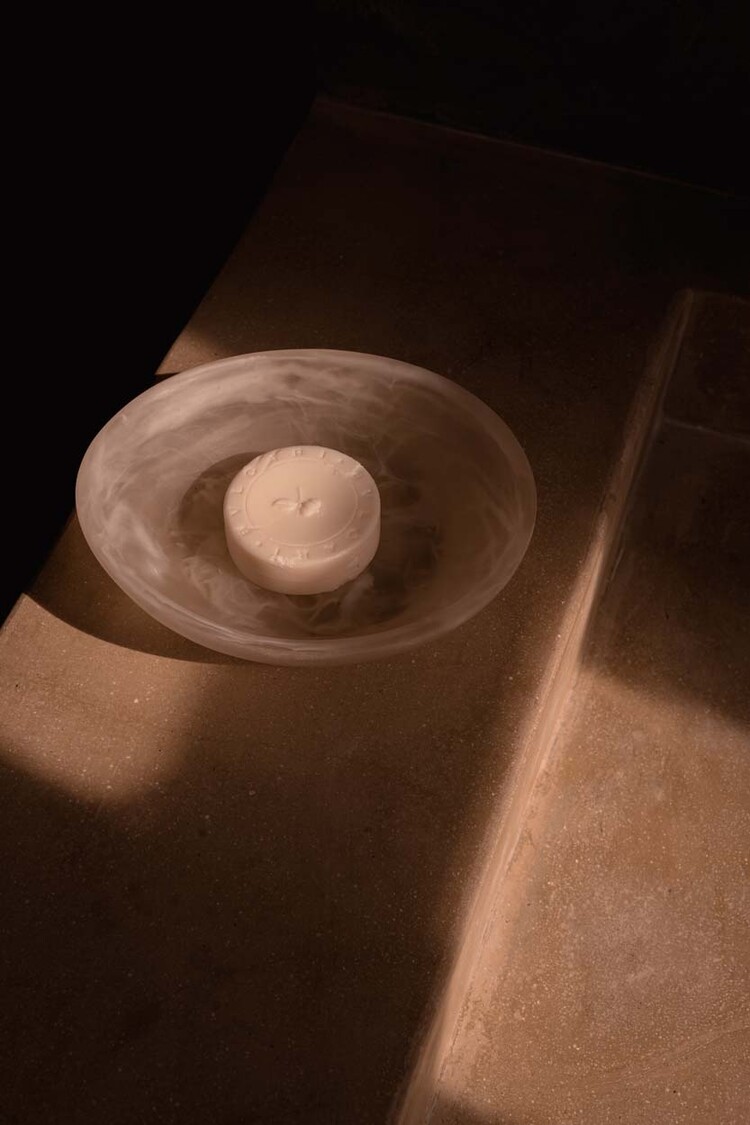 Bazar Bizar De Resin Organische Kom - Roze Wit - S