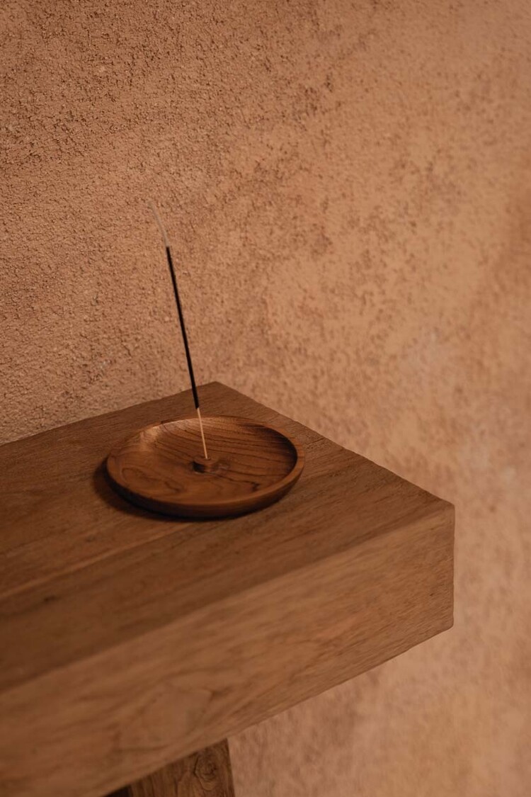 Bazar Bizar The Incense Holder - Natural