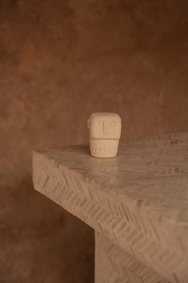 Bazar Bizar Die Sumba Statue #09