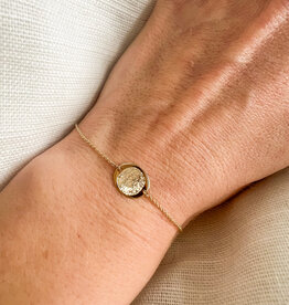 Oval pendant bracelet 14 k gold