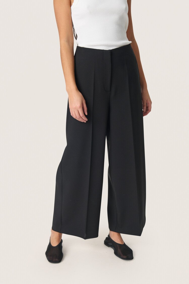 Soaked In Luxury SLCorinne Wide Cropped Pants
