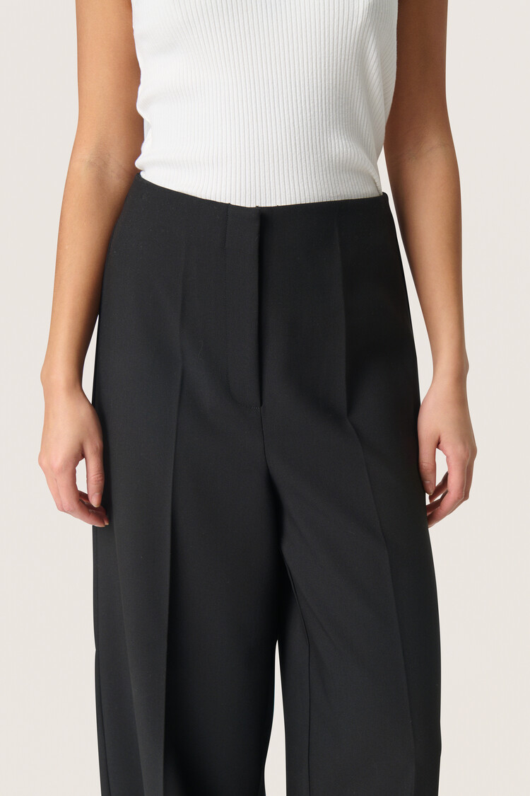 Soaked In Luxury SLCorinne Wide Cropped Pants
