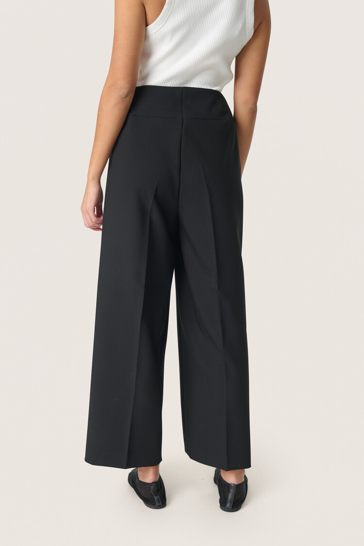 Soaked In Luxury SLCorinne Wide Cropped Pants