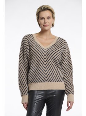 Rino & Pelle Raffi.5002511 V-Neck Sweater