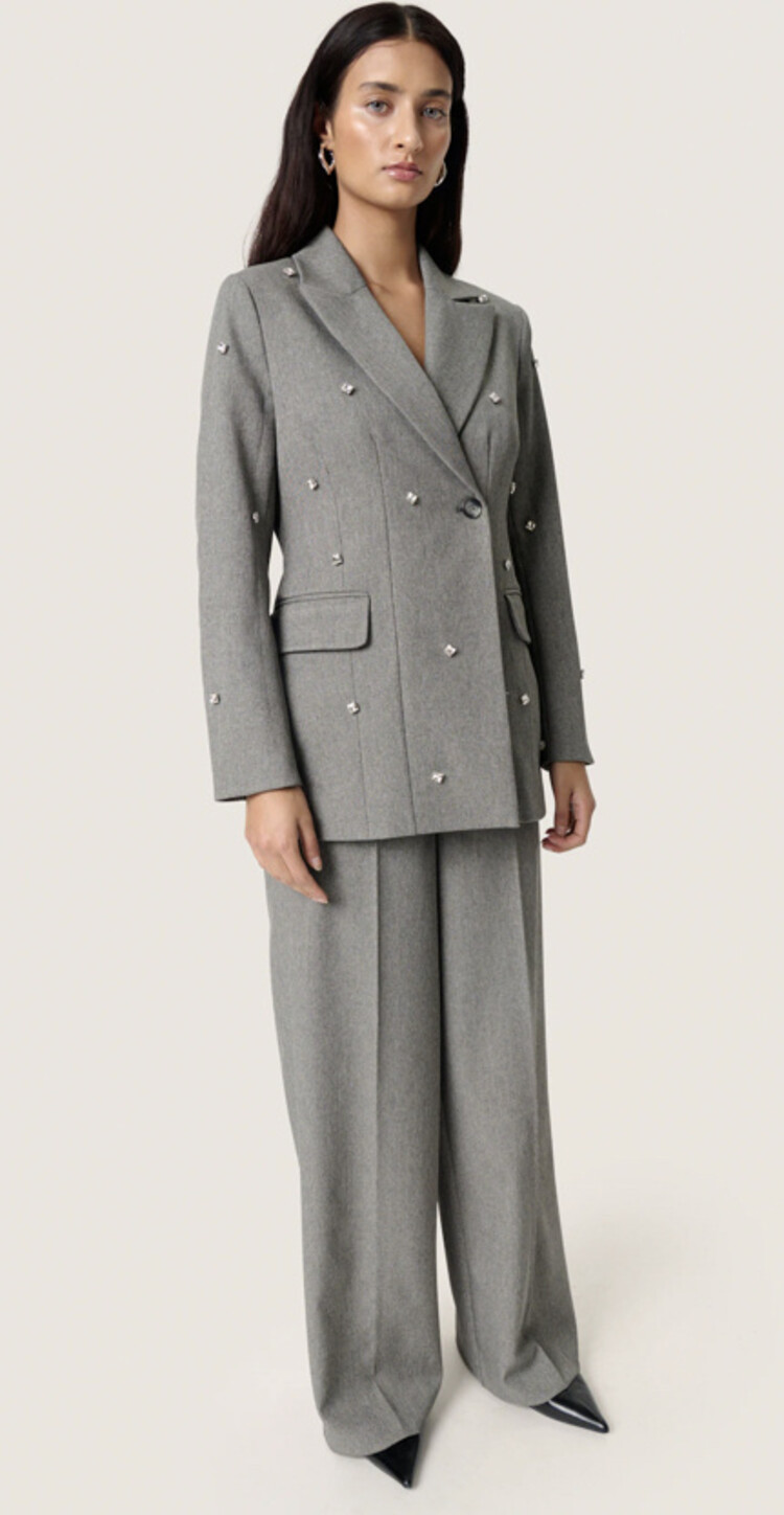 Soaked In Luxury SLLilu Corinne Fitted Blazer