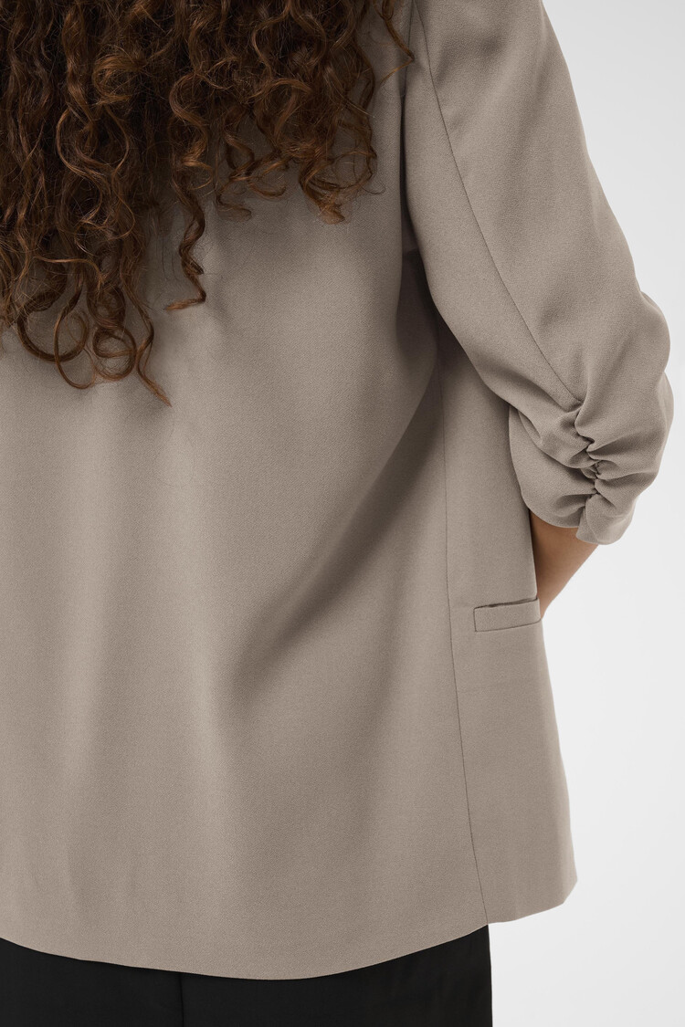 Soaked In Luxury SLShirley Blazer