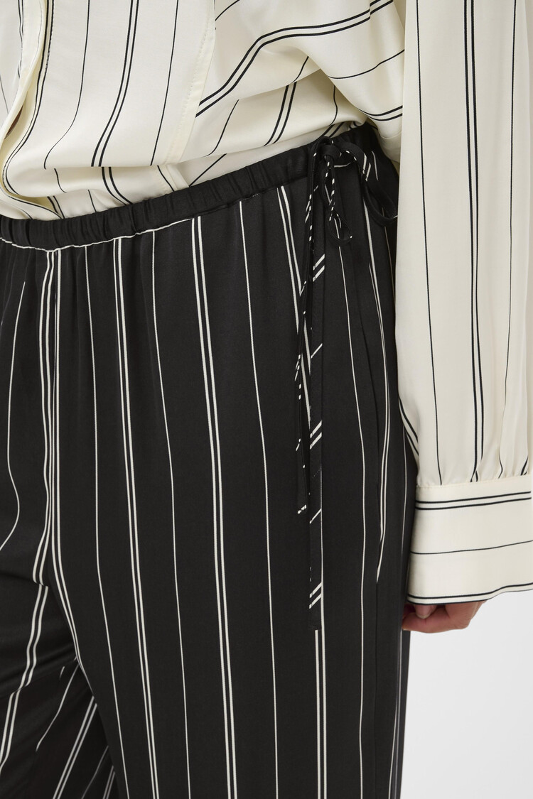 Soaked In Luxury SLMarcela Printed Pants