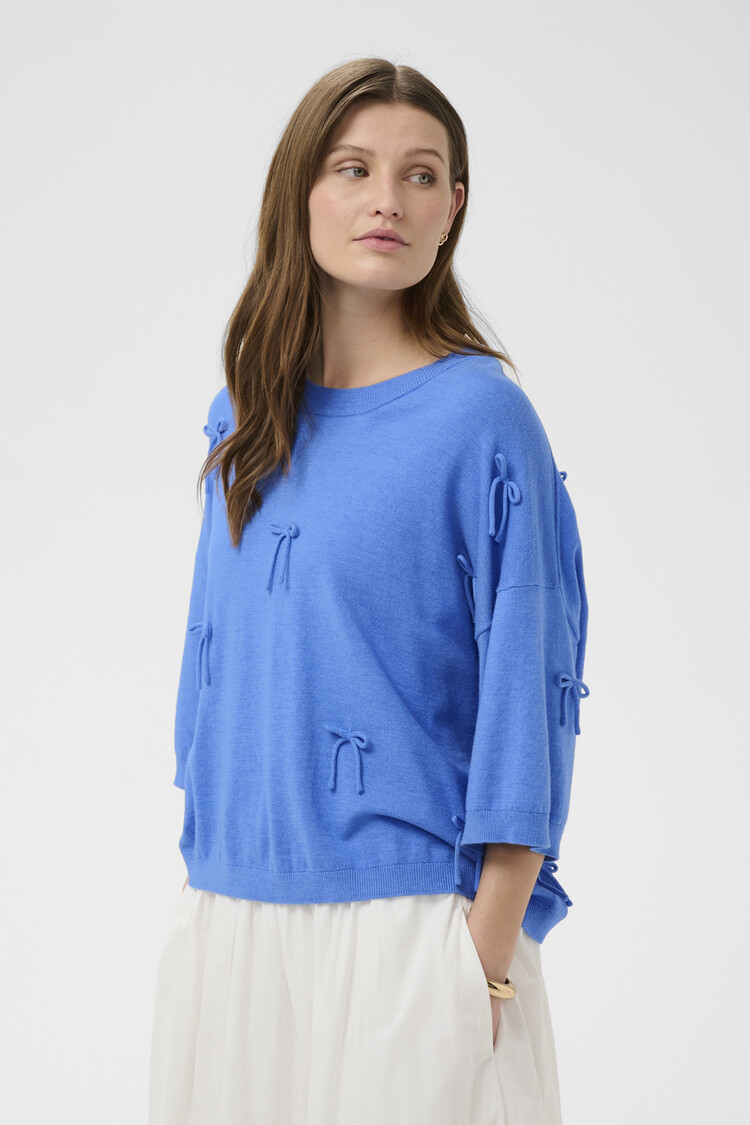 Soaked In Luxury SLSpina Boxy Bow Pullover