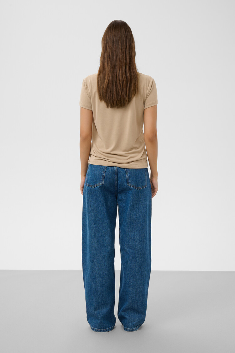 Soaked In Luxury SLcolumbine V-Neck SS
