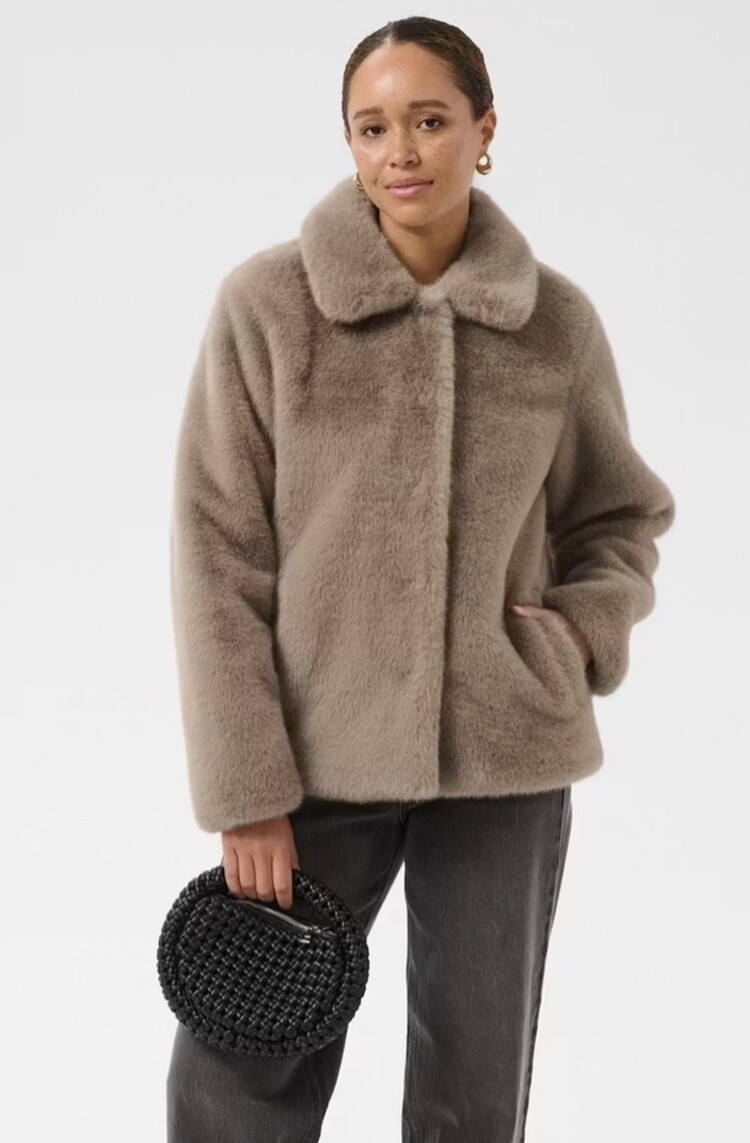 Kaffe KArosa Fake Fur Jacket