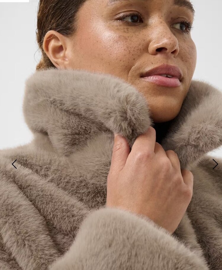 Kaffe KArosa Fake Fur Jacket