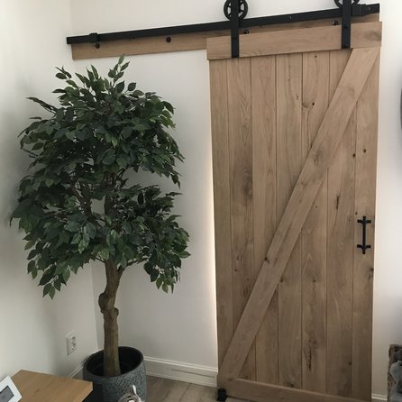 Eichenbretter Nut und Feder - 21x140 mm - Gehobelt Eichenholz rustikal künstlich getrocknet (KD) - für Innen & Außen (geschutzt) Eichenbretter Nut und Feder - 21x140 mm - Gehobelt Eichenholz rustikal künstlich getrocknet (KD) - für Innen & Außen (geschutzt)