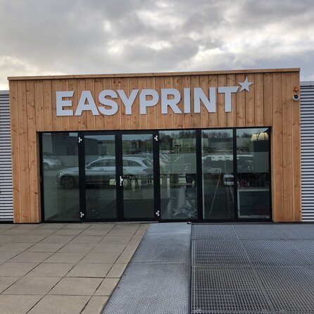 Douglasie Bretter - 20x200 mm - Douglasieholz sägerau (grob) - HF 18-20% (KD) Douglasie Bretter - 20x200 mm - Douglasieholz sägerau (grob) - HF 18-20% (KD)