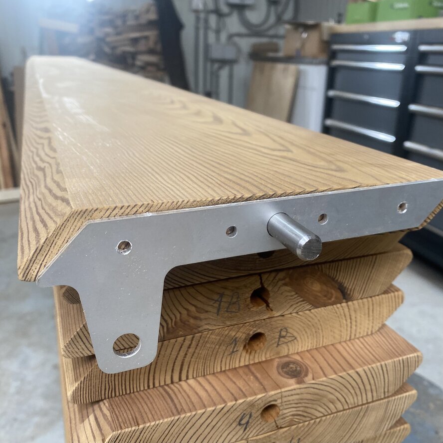 Fichte Thermoholz Bretter - 32x200 mm - sägerau (grob) - Thermofichte - HF 8-12% Fichte Thermoholz Bretter - 32x200 mm - sägerau (grob) - Thermofichte - HF 8-12%