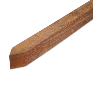 Bongossi Pfahl gespitzt - 85x85 mm - Hartholz gehobelt AD Bongossi Pfahl gespitzt - 85x85 mm - Hartholz gehobelt AD