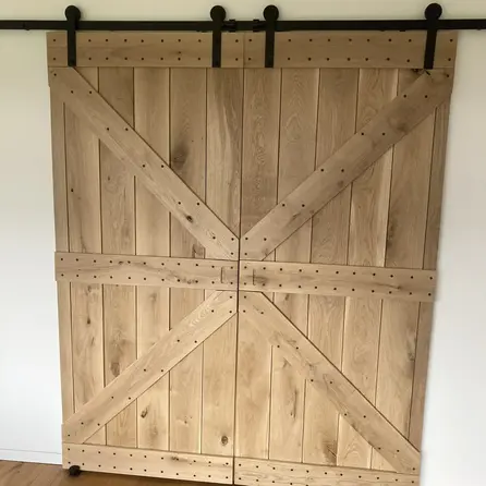 Eichenbretter Nut und Feder - 21x140 mm - Gehobelt Eichenholz rustikal künstlich getrocknet (KD) - für Innen & Außen (geschutzt) Eichenbretter Nut und Feder - 21x140 mm - Gehobelt Eichenholz rustikal künstlich getrocknet (KD) - für Innen & Außen (geschutzt)