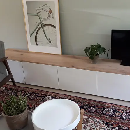 Leimholz Eiche - Massivholzplatte nach Maß - Eichenholz rustikal (B/C) - 2 cm stark - durchgehenden Lamellen - für innen