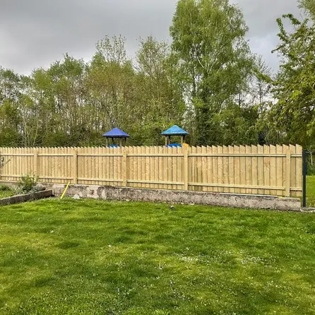 Fichtenbohlen imprägniert (KDI) - 90x90 mm (netto) - Fichtenbalken gehobelt (glatt) - Nadelholz HF 18-20% (KD)