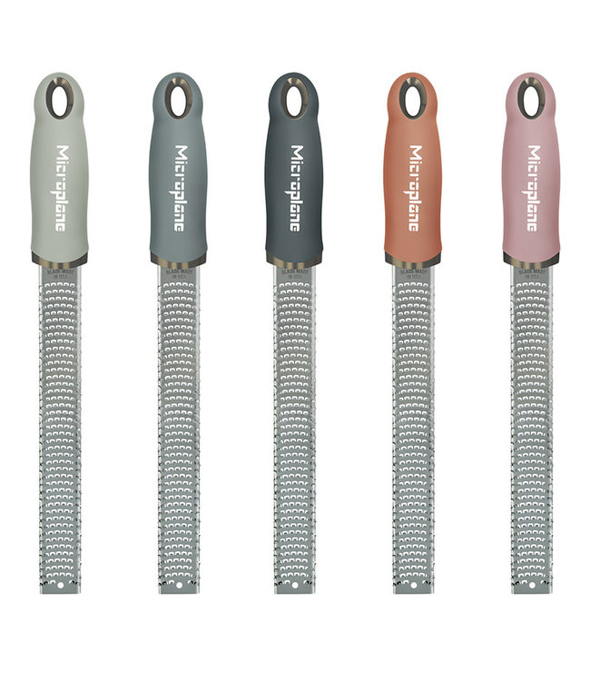 Microplane Microplane Premium Classic rasp zester  Dusty Rose Aktie van 24.95 voor 19.95