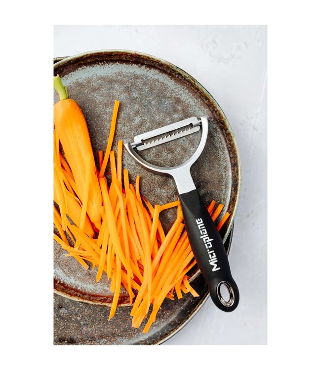 Microplane Microplane Specialties Dunschiller Y-model julienne zwart/rvs