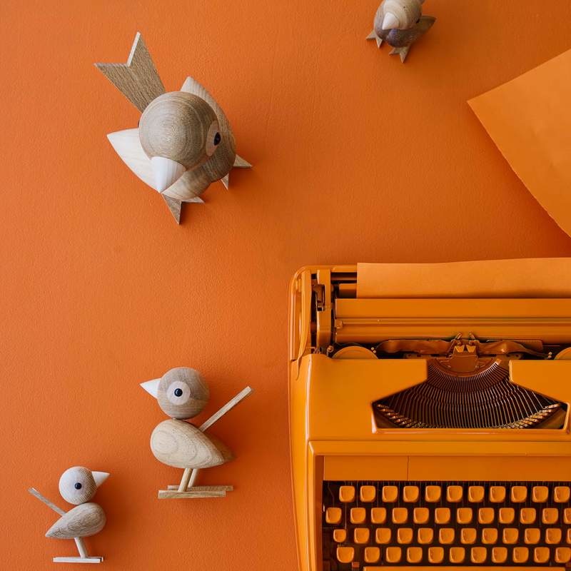 Lucie  Kaas Gunnar Flørning Sparrow Small Tropical Chestnut