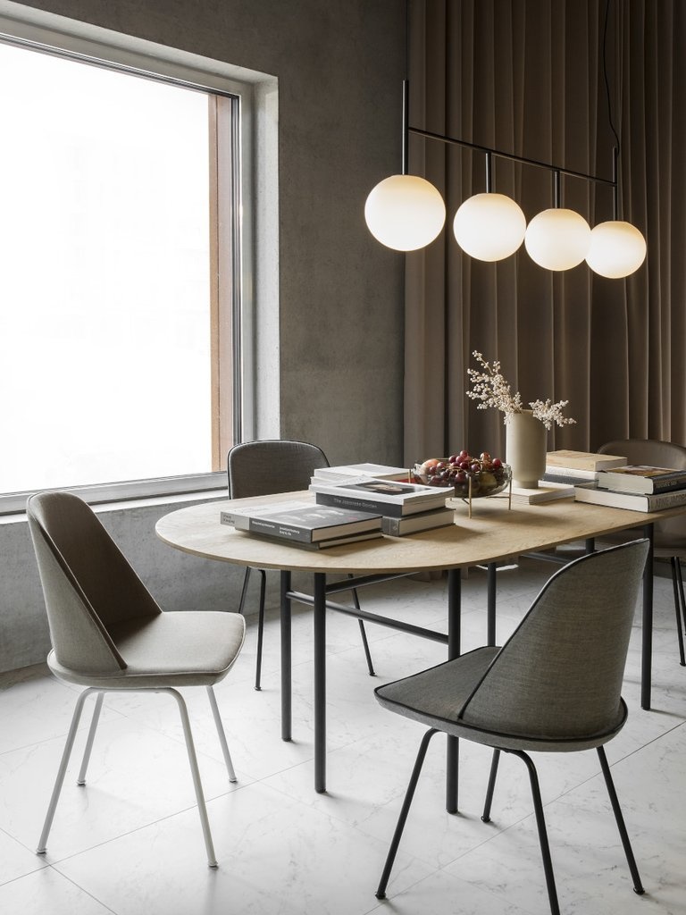 Audo Copenhagen TR Bulb, Suspension Frame, Black w. Matt Opal Bulb