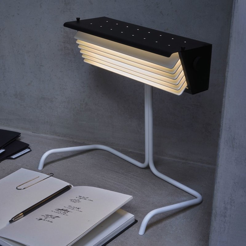 DCW editions Biny Table SW BL-W Lampe Noire - SHOWROOM MODEL