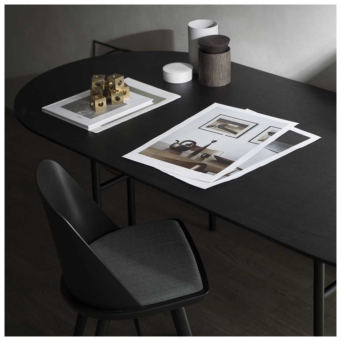 Audo Copenhagen Snaregade DT, Oval 210cm, Black/Black