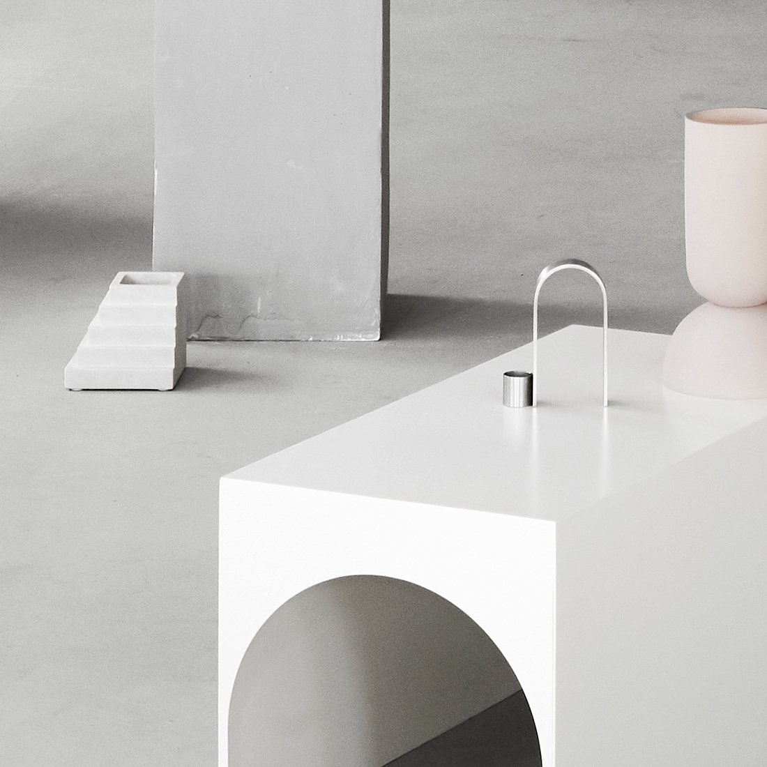 Kristina Dam Arch Candleholder Vol 1 - Stainless Steel