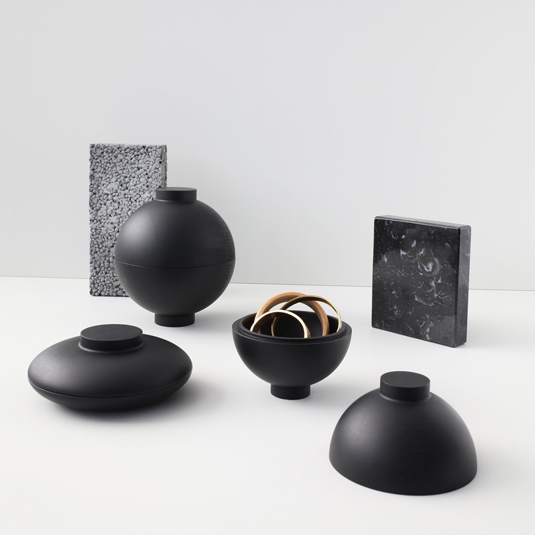 Kristina Dam Wooden Sphere - Black 