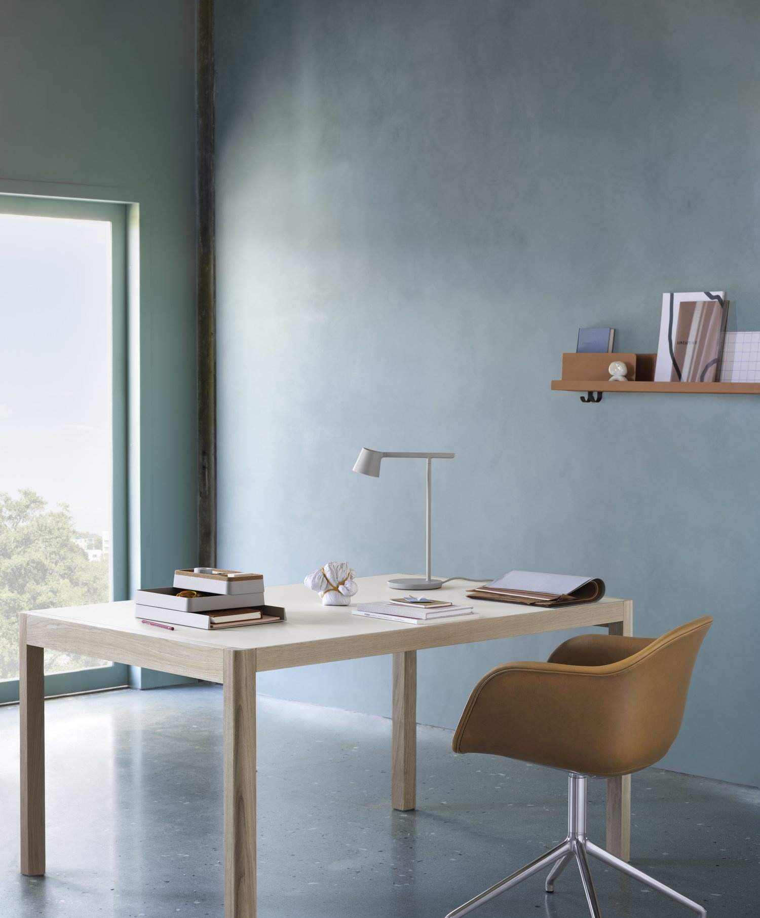 Muuto Arrange Desktop Series - Config 1 - Grey + Cork