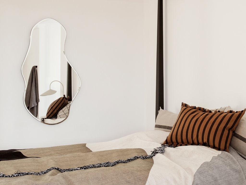 Ferm Living Pond Mirror - Large - Brass