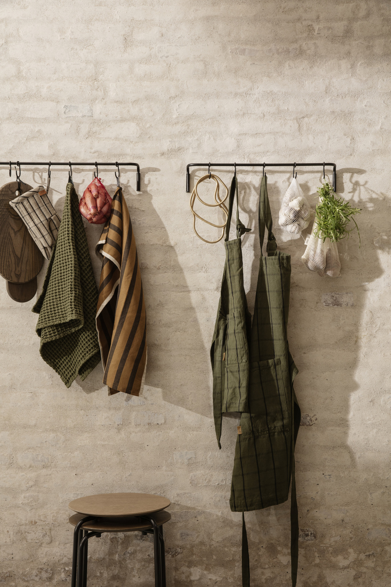 Ferm Living Pond Trivets  Brass