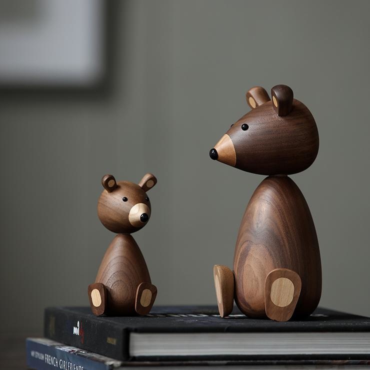 Lucie  Kaas Mama bear | American Walnut