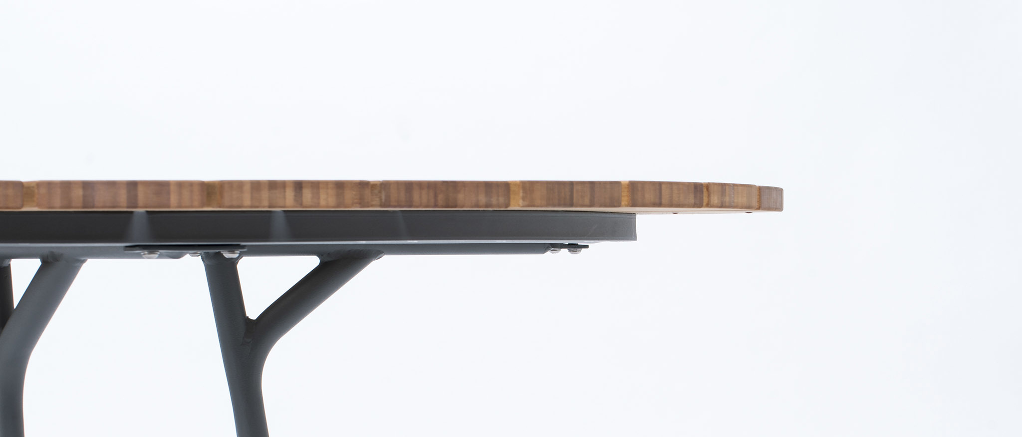 Houe CIRCLE Table ø150 - Table in Bamboo