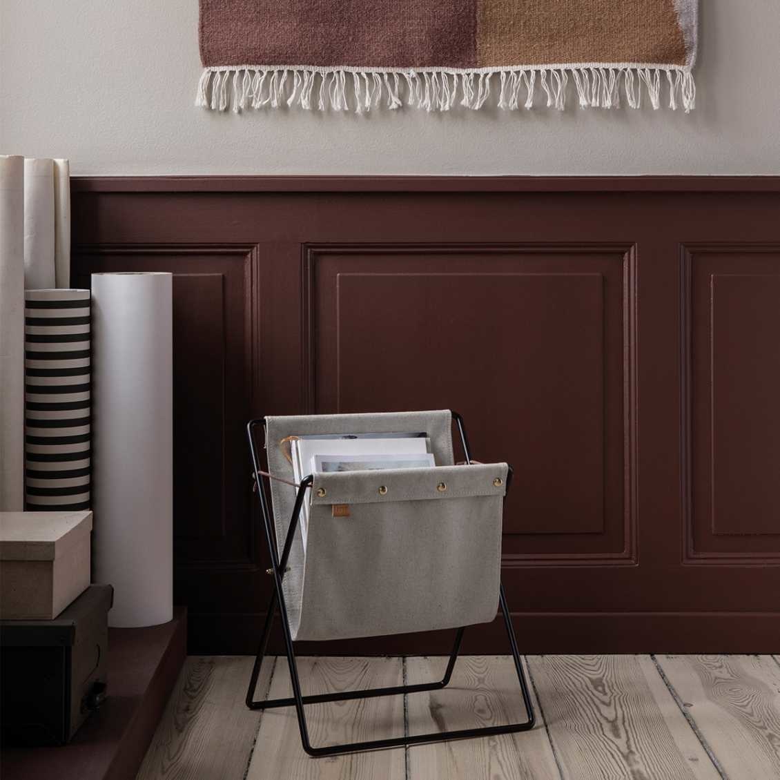 Ferm Living Herman Magazine Stand - Black