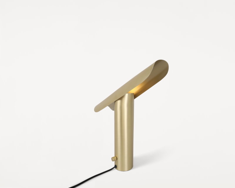 FRAMA T-lamp l table l brushed brass