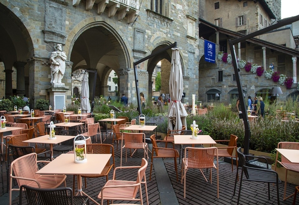 Pedrali Armchair TRIBECA 3665, terracotta TEE_1