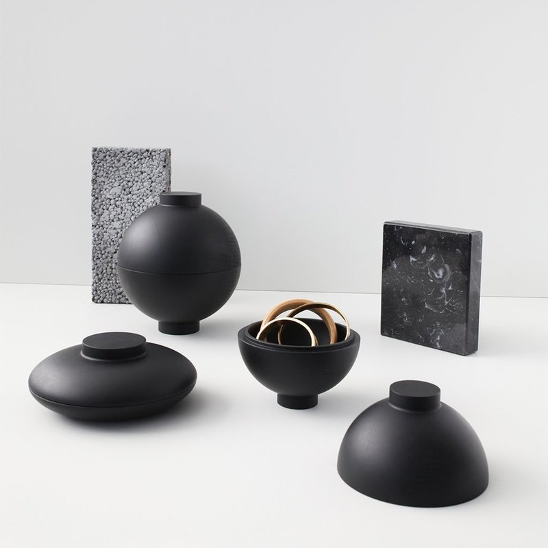 Kristina Dam Wooden Galaxy - Black