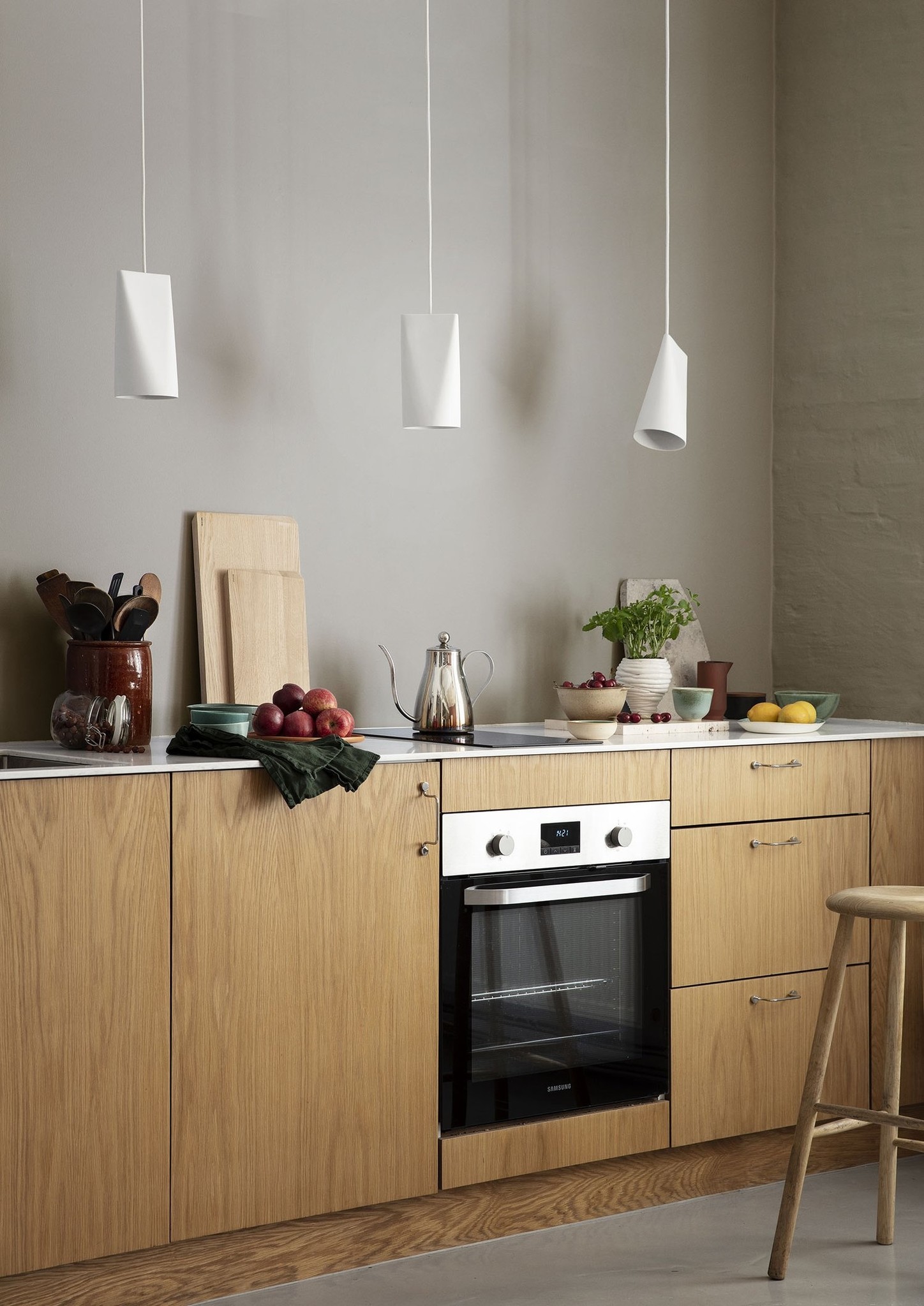 Moebe Ceramic Pendant - Narrow - White