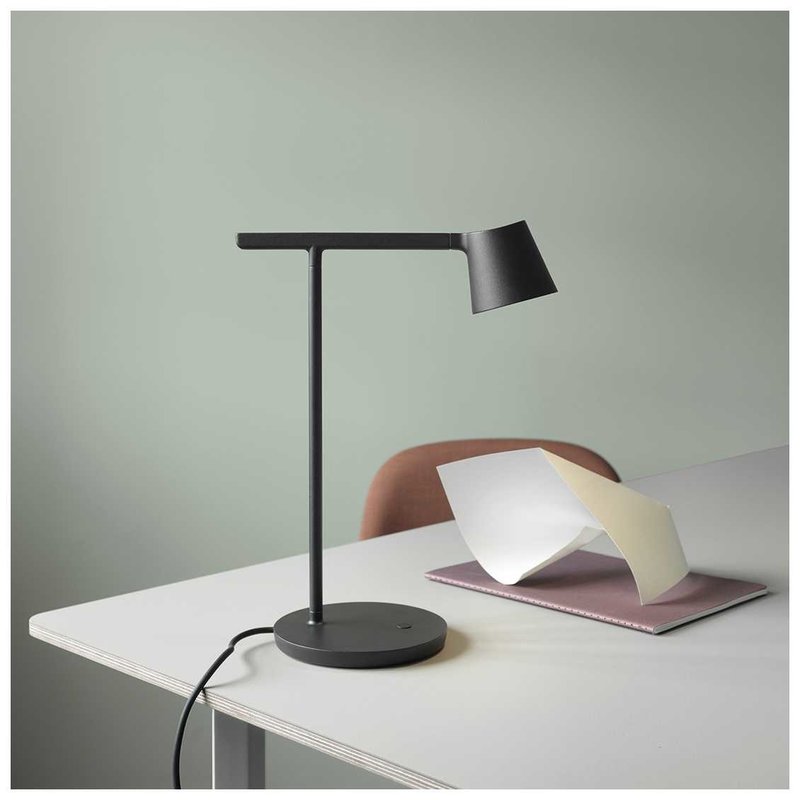 Muuto Tip Table Lamp - Black