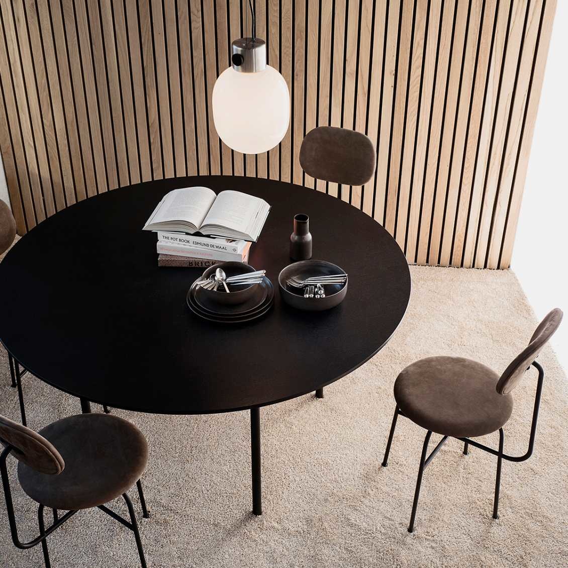 Audo Copenhagen Snaregade, Round 138cm, Black oak / Black