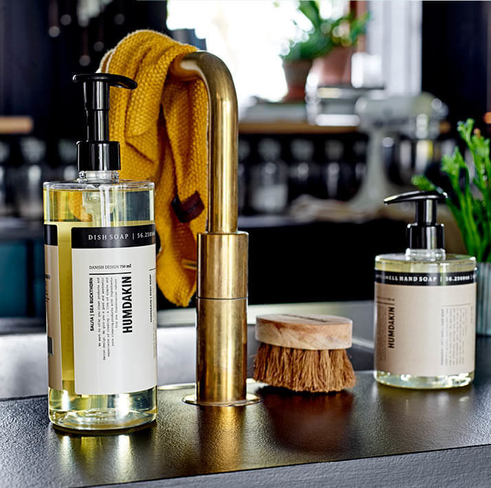 HUMDAKIN Dish soap - 01 Salvia and Sea Buckthorn