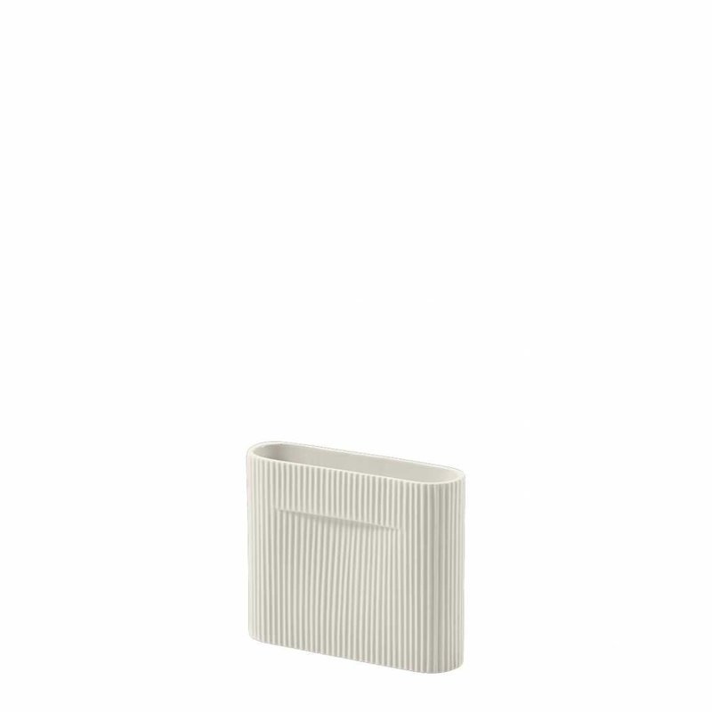 Muuto Ridge Vase - H16,5 - Off-White