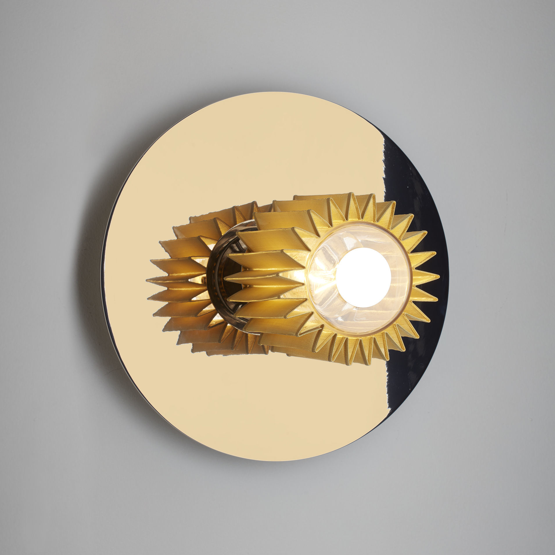 DCW editions In The Sun Wall 270 - Gold/Gold