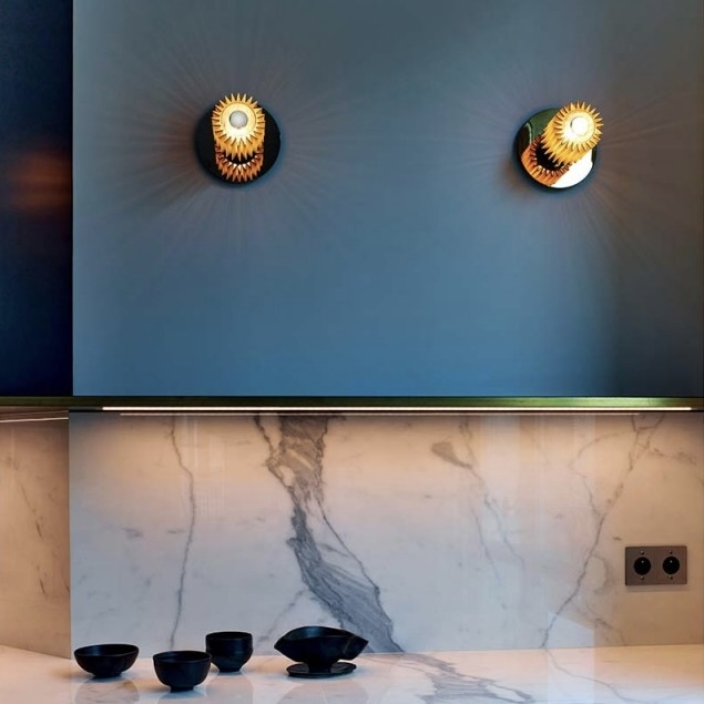 DCW editions In The Sun Wall 270 - Gold/Gold