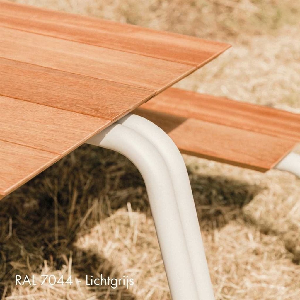 WÜNDER The Table Medium 285 cm - Customised - Roze RAL 3012